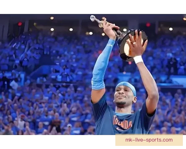 甜瓜坦言球员心中最佳球员 亚历山大当之无愧成为MVP